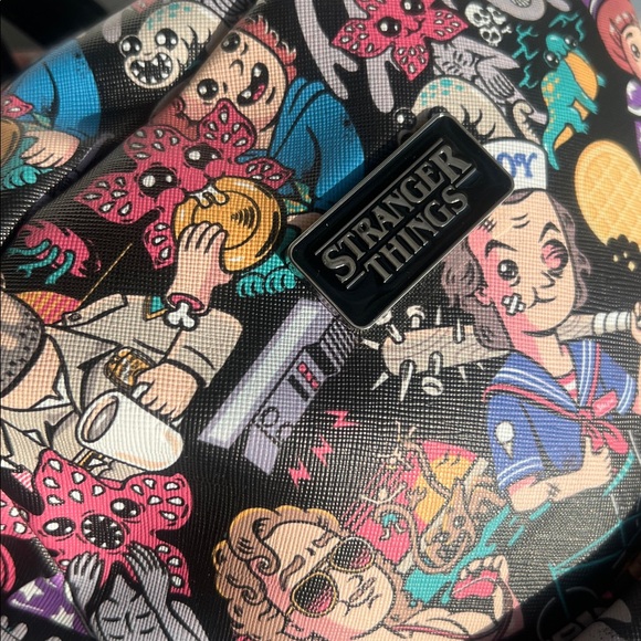 Loungefly Stranger Things backpack - Picture 3 of 4